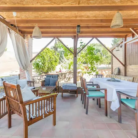La Cabana Valdemorillo Exterior photo